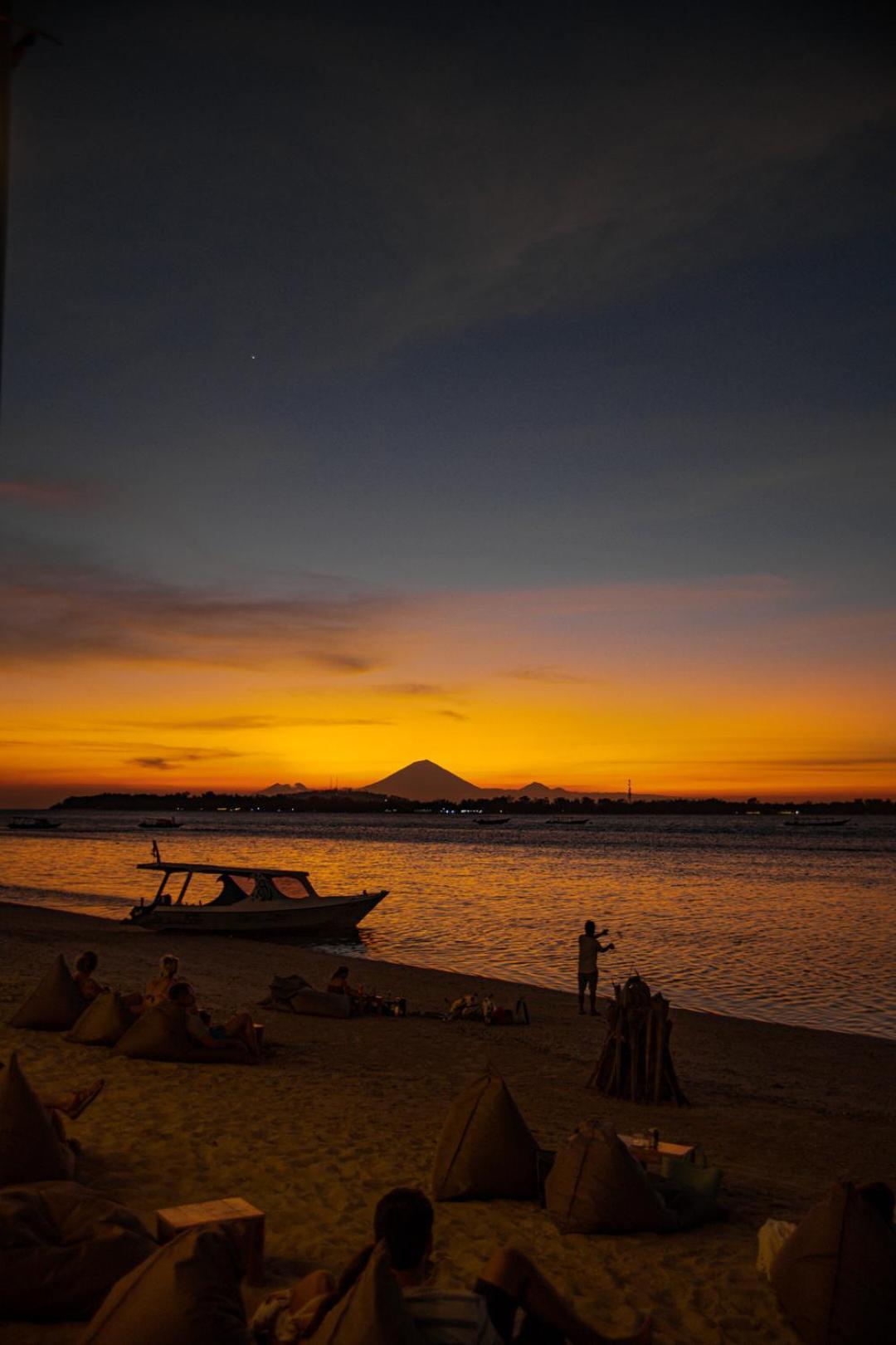 Hakuna Matata Resort Gili Air Exterior foto